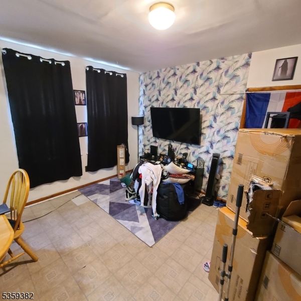 660 Mount Prospect Ave
