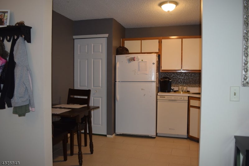 1104 Sage Ct 1104