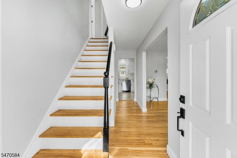 68 Elliot Pl