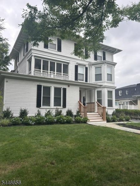26 Franklin Pl 3