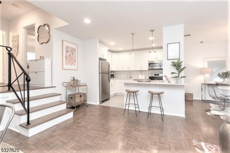 27 Up Mountain Ave C2701 1