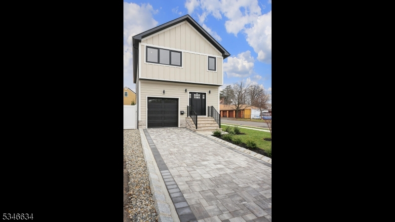 617 Wood Pl