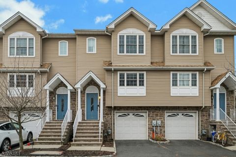 102 Montgomery 15 Bloomfield Twp. NJ 07003