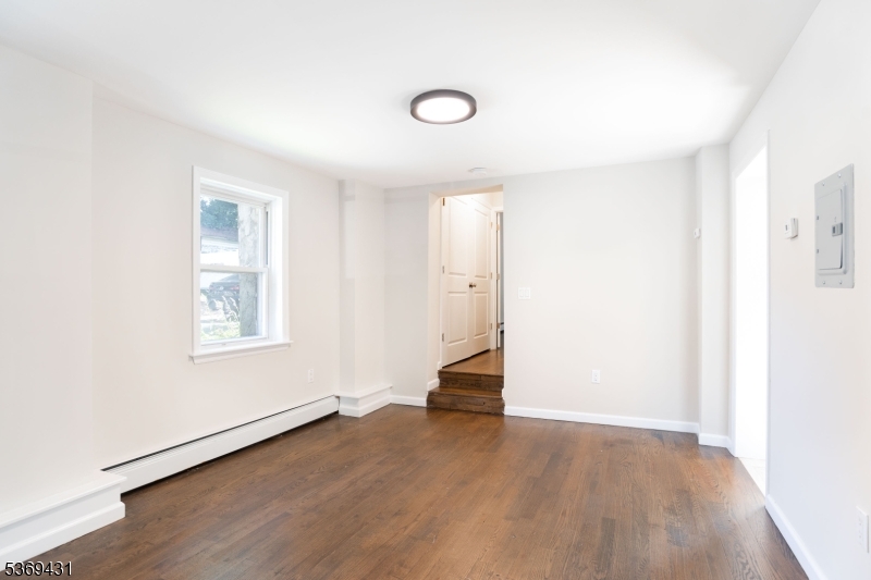 285 Orchard Ter