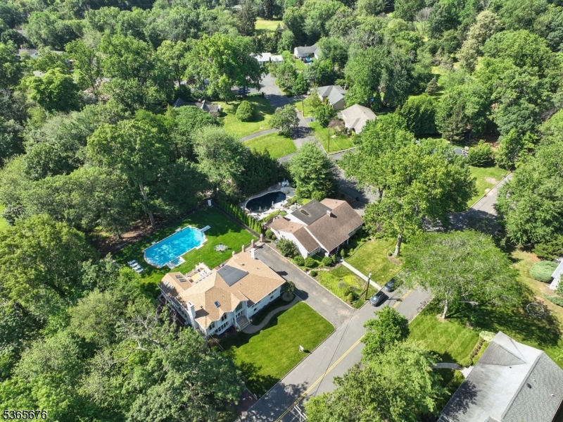 1503 Woodacres Dr