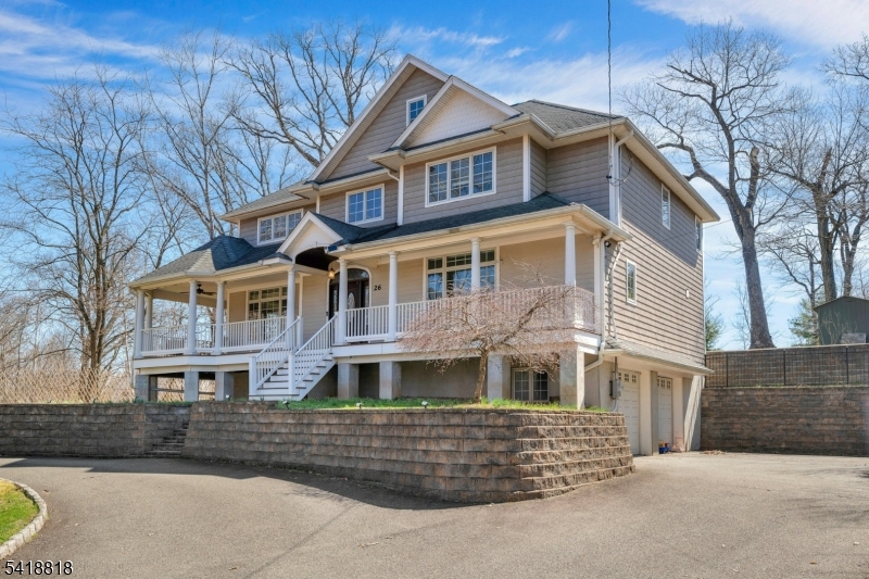 26 Sunset Rd