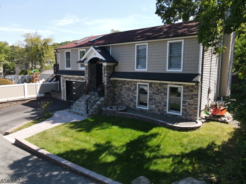 71 Cherokee Ave
