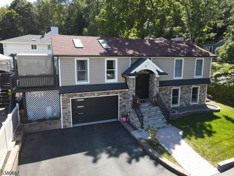 71 Cherokee Ave