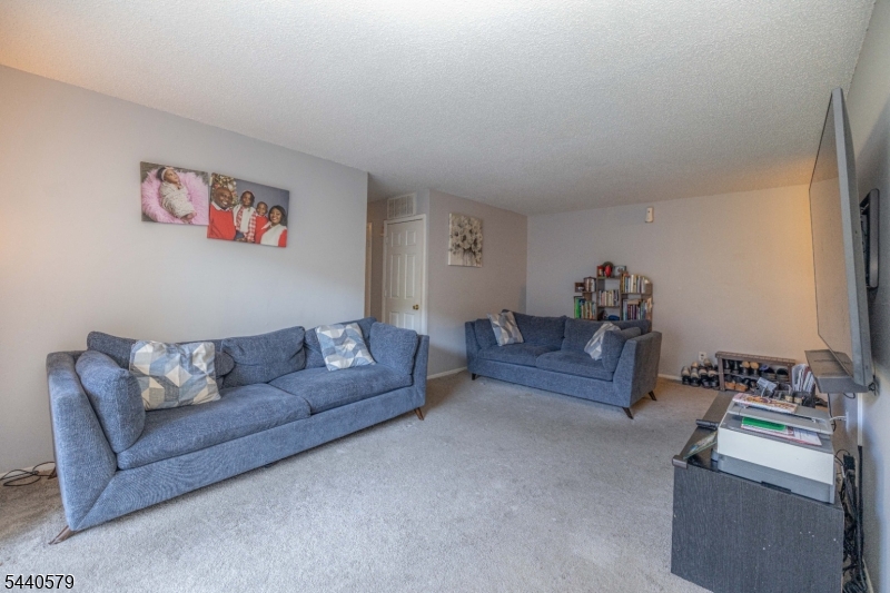 1190 W St George B23 B23