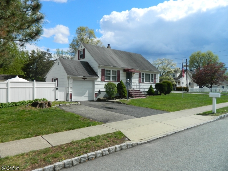 20 Saint Charles Ave