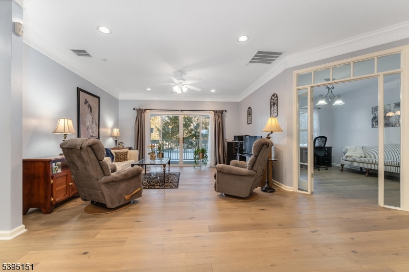 1103 Conrad Way 1103