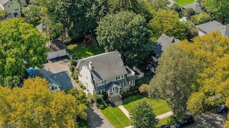 546 Alden Ave