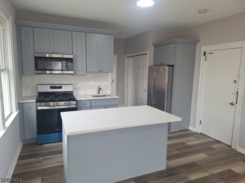 249 W Linden Ave