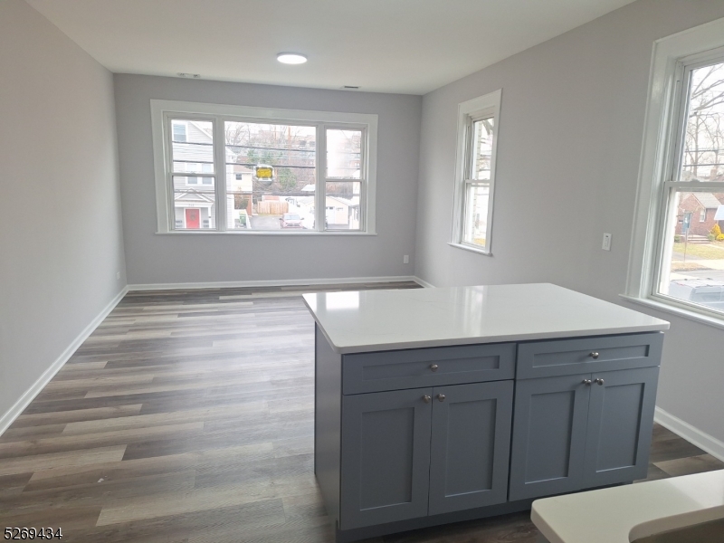 249 W Linden Ave