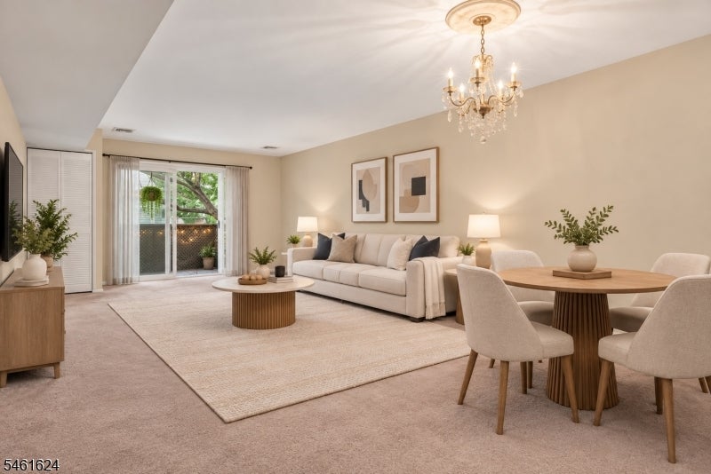 19 Plauderville Ave 208