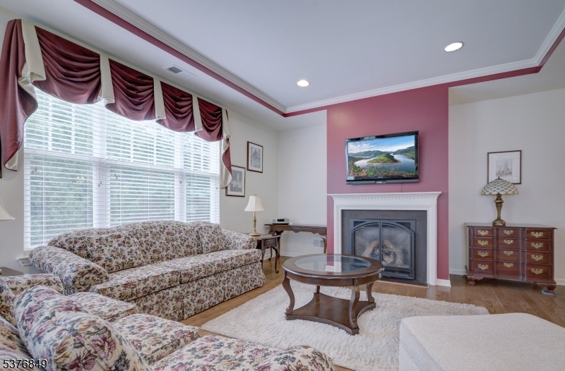 39 Schindler Ct