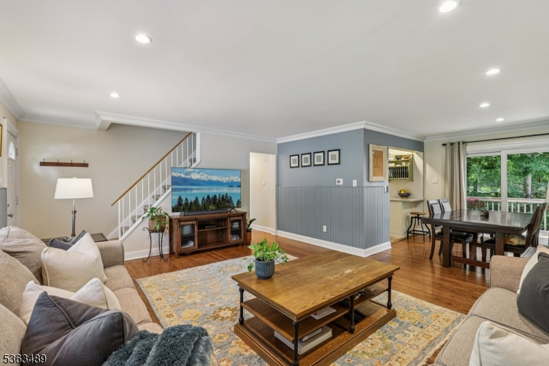 11 Wynding Way