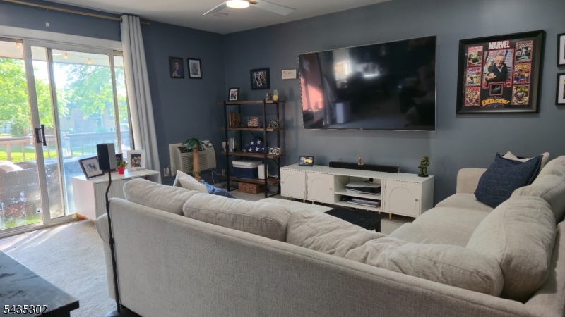 808 Eves Dr 1k