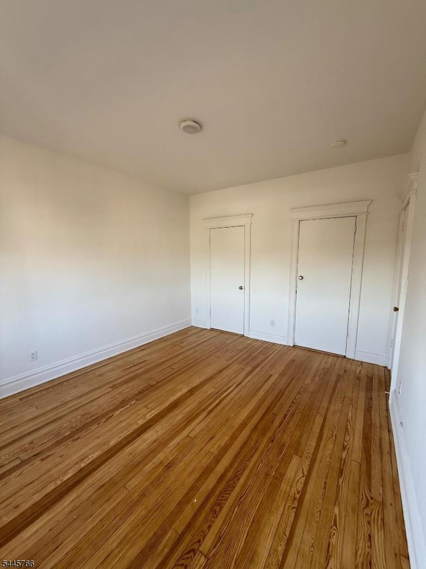 214 Lawton Ave 14