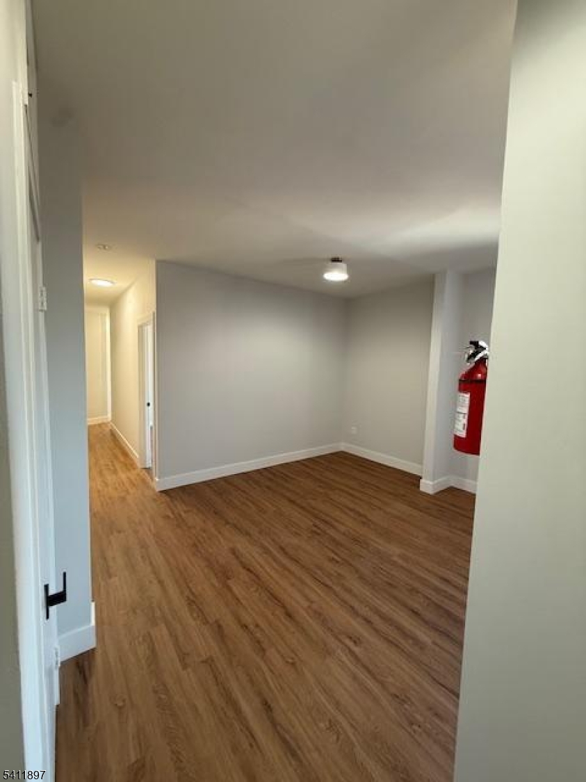 433 Lincoln Ave B8