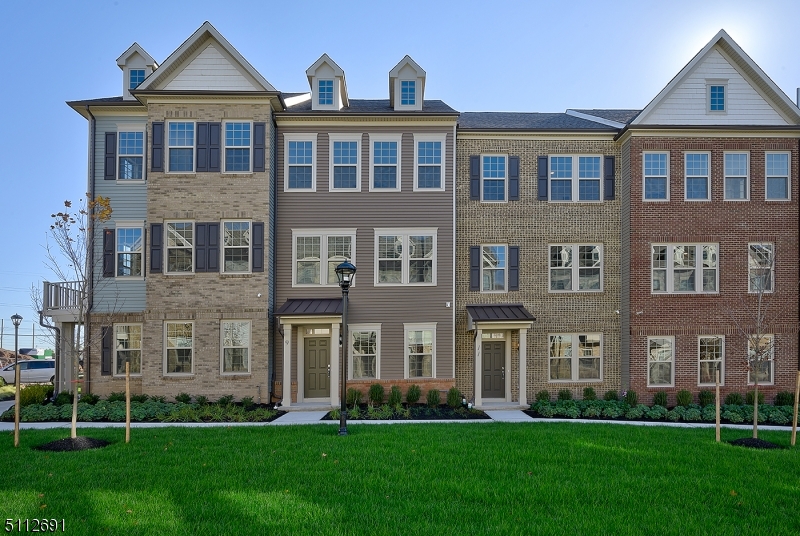 9 Gala Ct