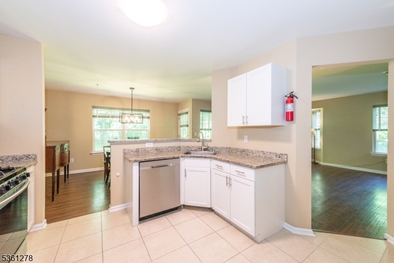3814 Scenic Ct