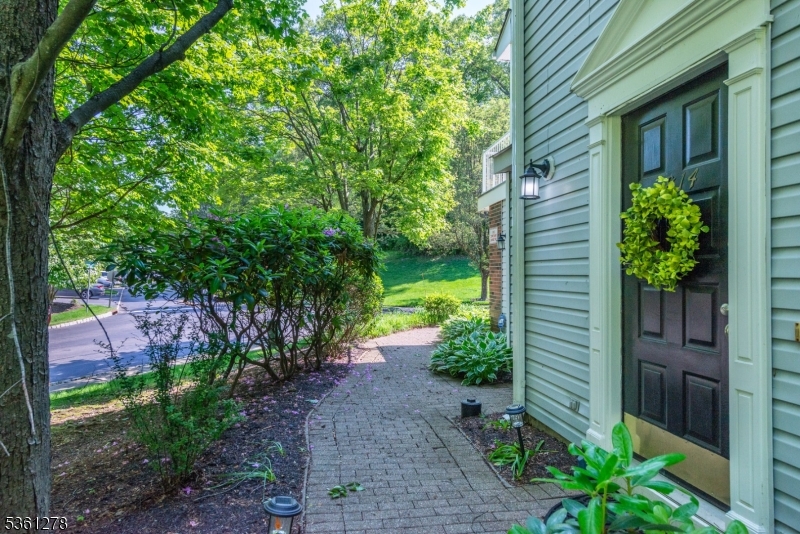 3814 Scenic Ct