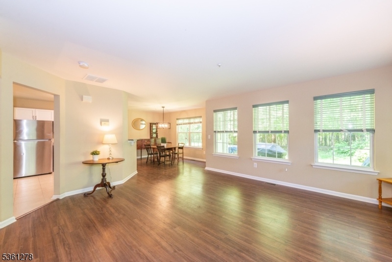 3814 Scenic Ct