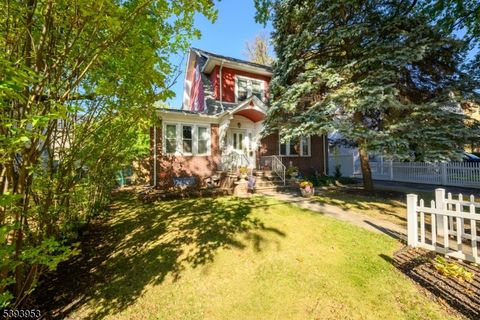 Photo of 1016 Jaques Ave, Rahway, NJ 07065 (MLS # 3994953)