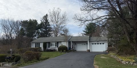 5 Abrams Rd Holland Twp. NJ 08848