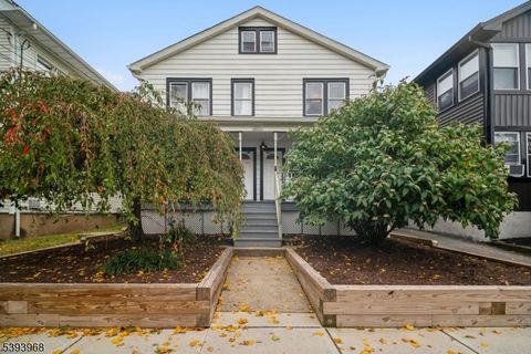 Photo of 21 Central Ave #2R, Montclair, NJ 07042 (MLS # 3995624)