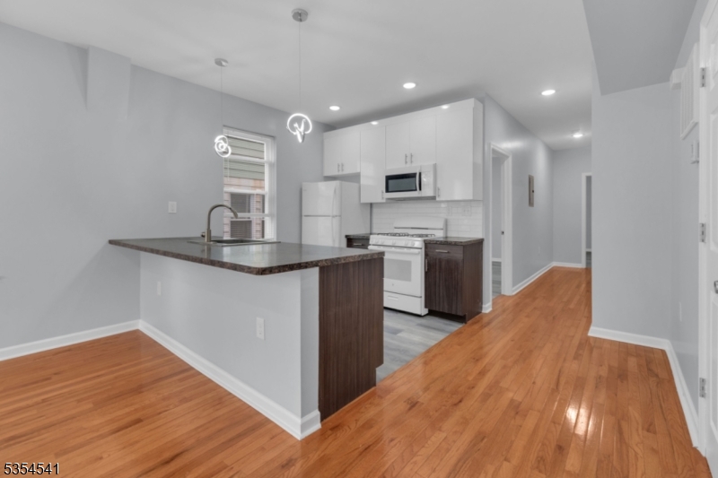 10 Walter Pl