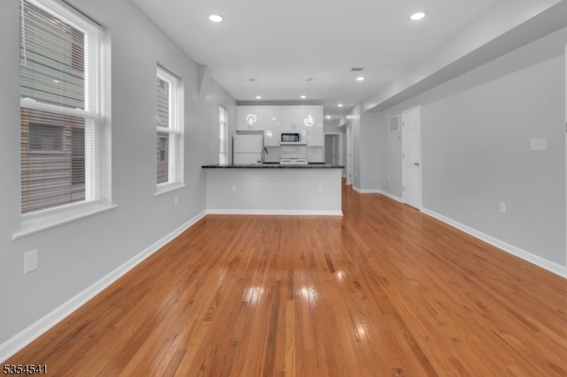 10 Walter Pl