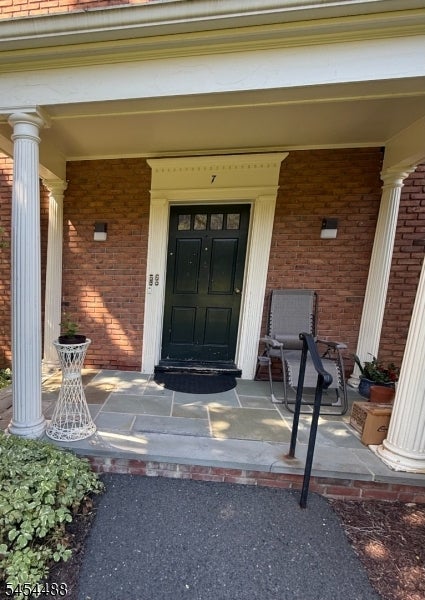 Photo for 132 Claremont Rd 7B
