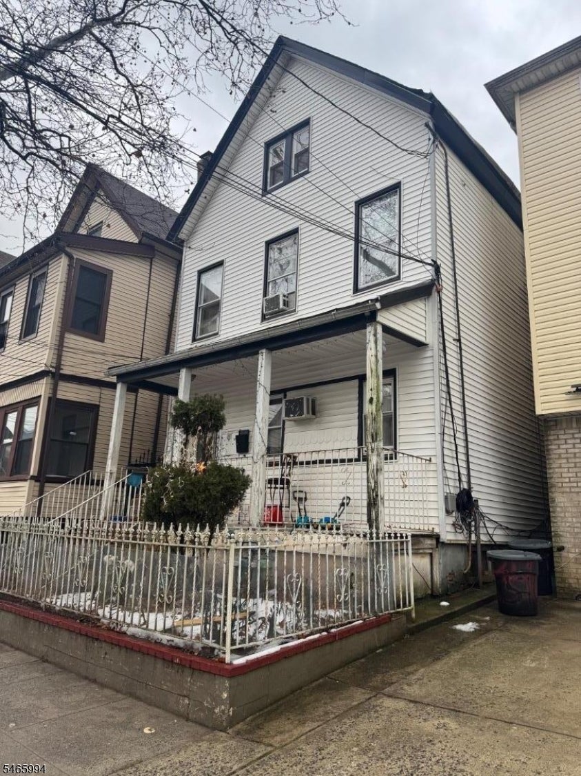 514 Marshall St