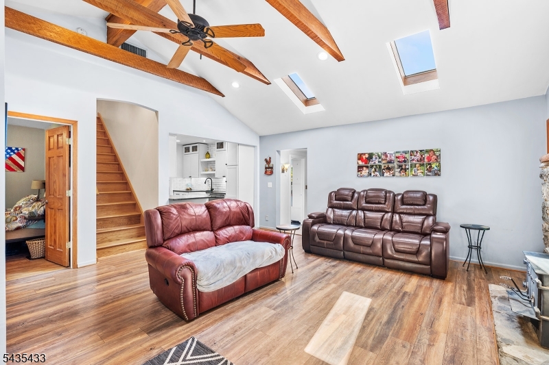 61 Tamarack Trl