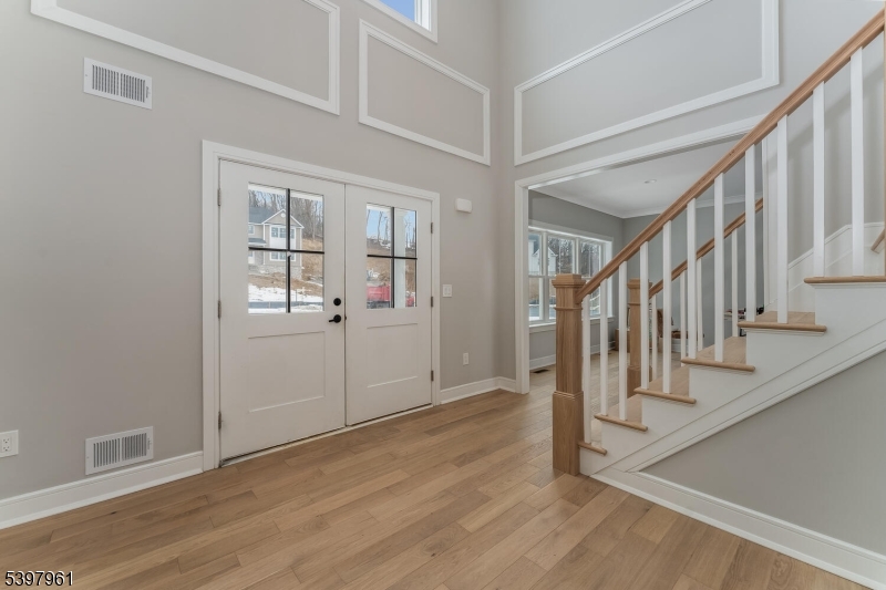 4 Spring Ct