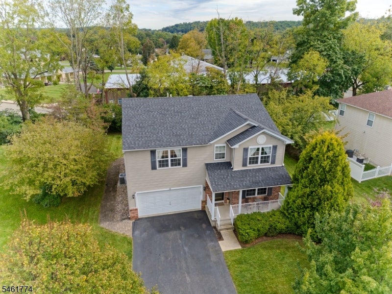24 Alvin Sloan Ave