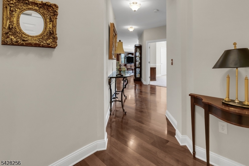 284 Victoria Drive 284