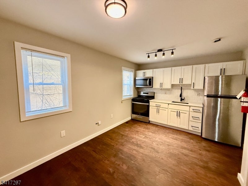 196 Spring St 2