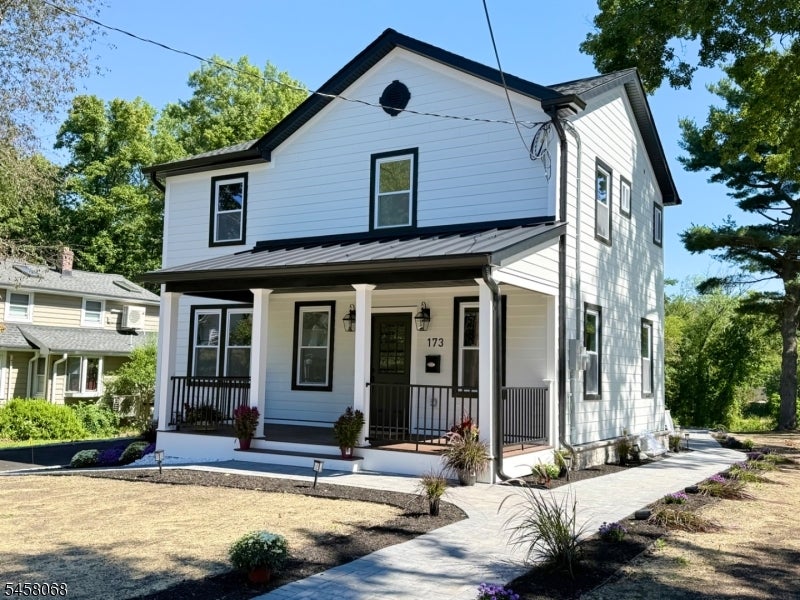 173 Lake Ave