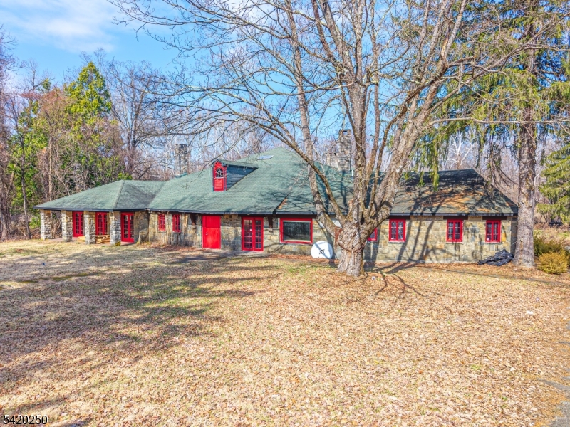 30 Gingerbread Castle Rd