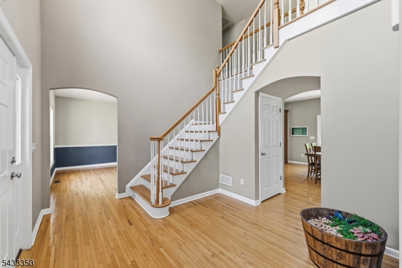 4 Matthew Dr