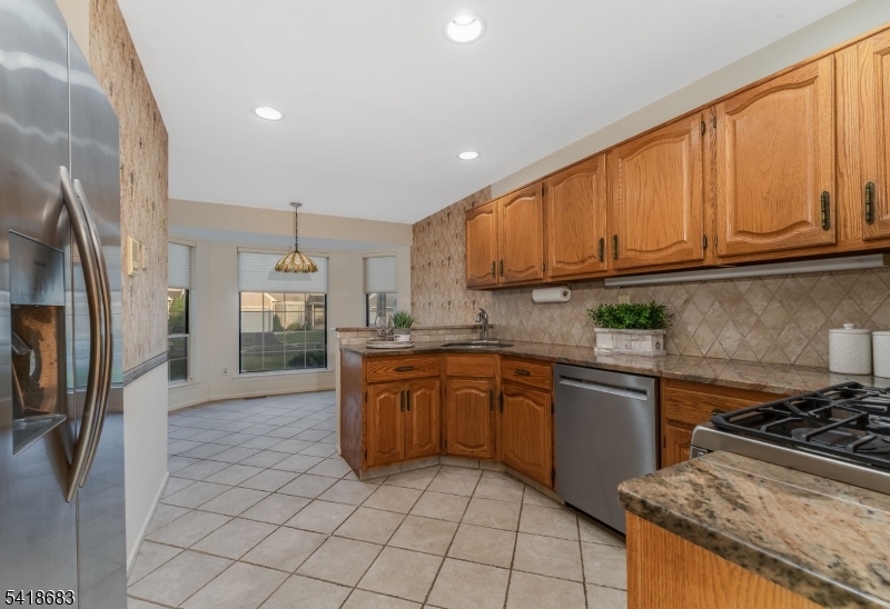 60 Phlox Ct