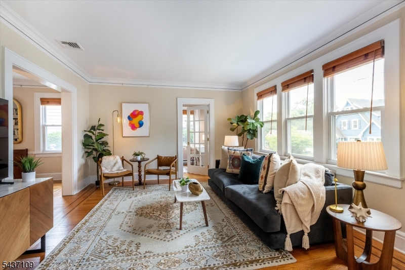 9 Amherst Ct