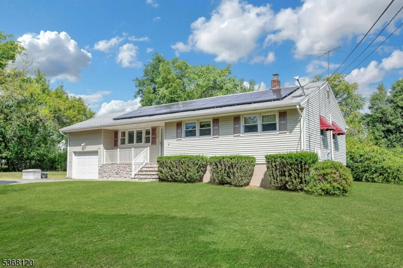 7 Joan Dr