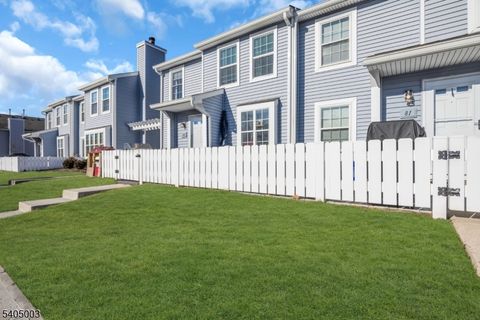 82 Almond Dr Franklin Twp. NJ 08873