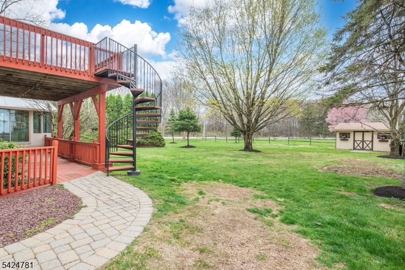 1 Old Timbers Ct