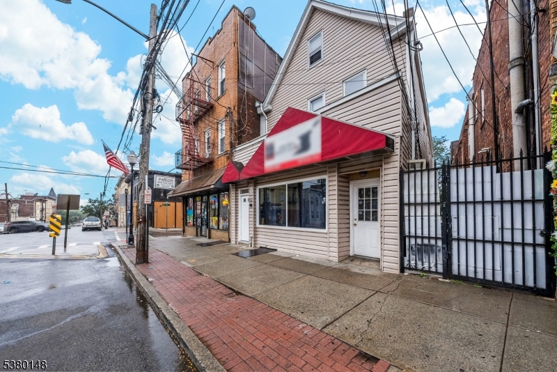 205 Parker Ave