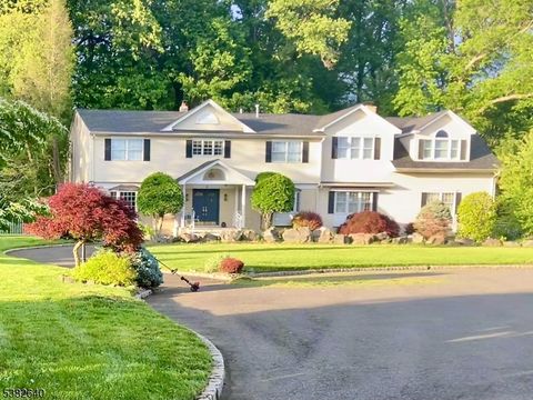 2 Unami Ln Scotch Plains Twp. NJ 07076